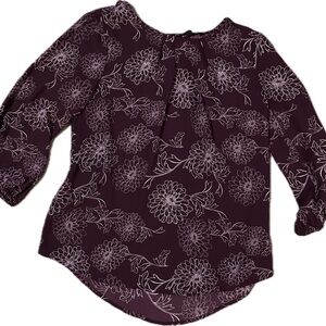 Cute flowered maroon top